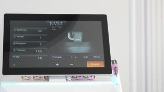 Dual Frequency Insulated Needle For Anti Aging Face Lifting Gold Rf Microneedle Machine