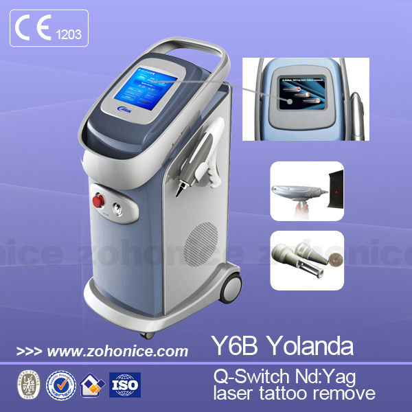 220V / 110V Laser Tattoo Removal Machine Delicated Appearance With High Energy